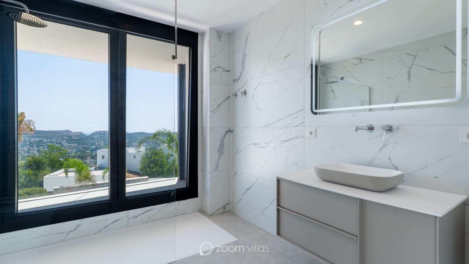 3 soveværelse Villa til salg i Moraira med swimmingpool - € 2.250.000 (Ref: 9989296)