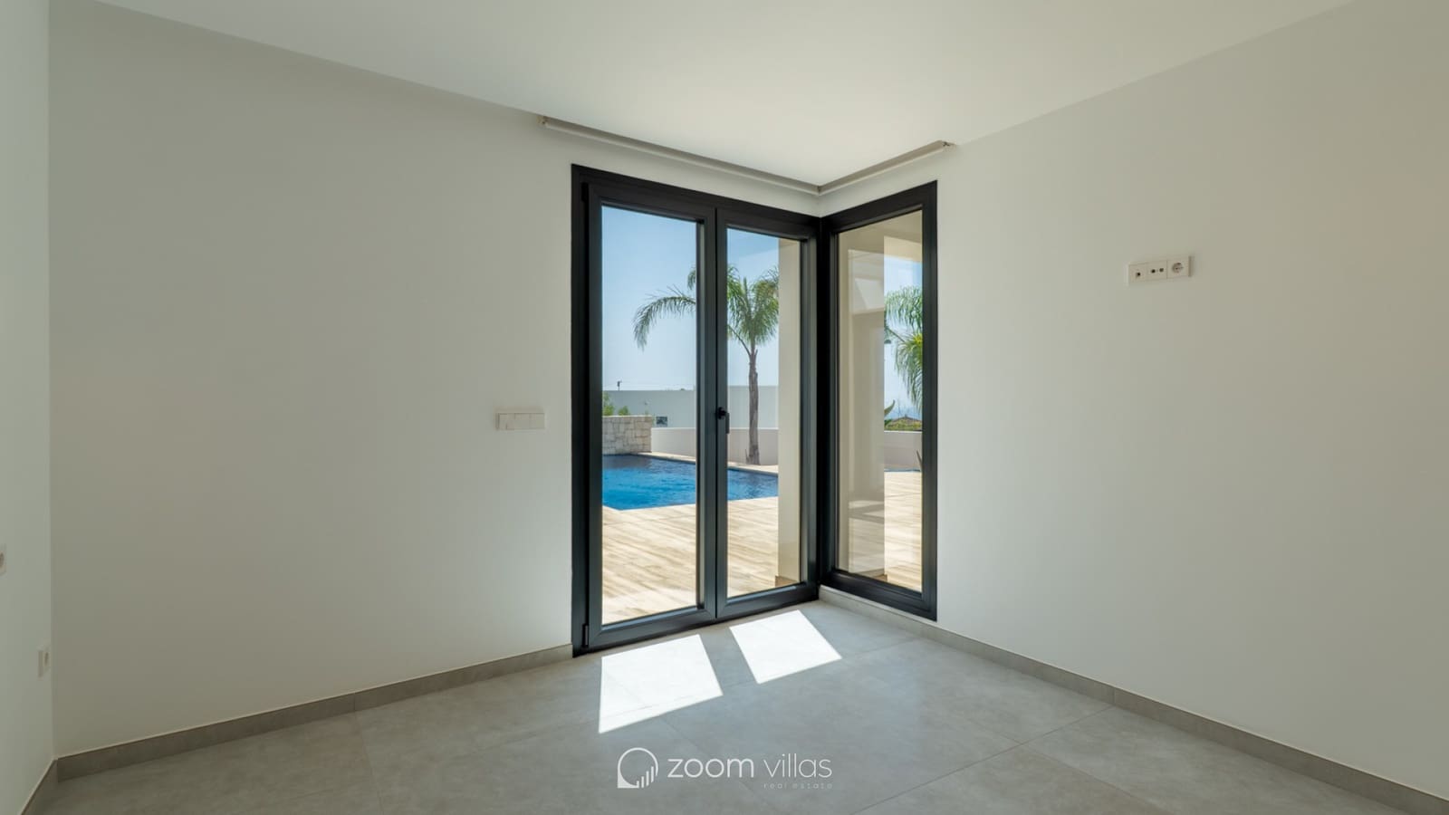 3 soveværelse Villa til salg i Moraira med swimmingpool - € 2.250.000 (Ref: 9989296)