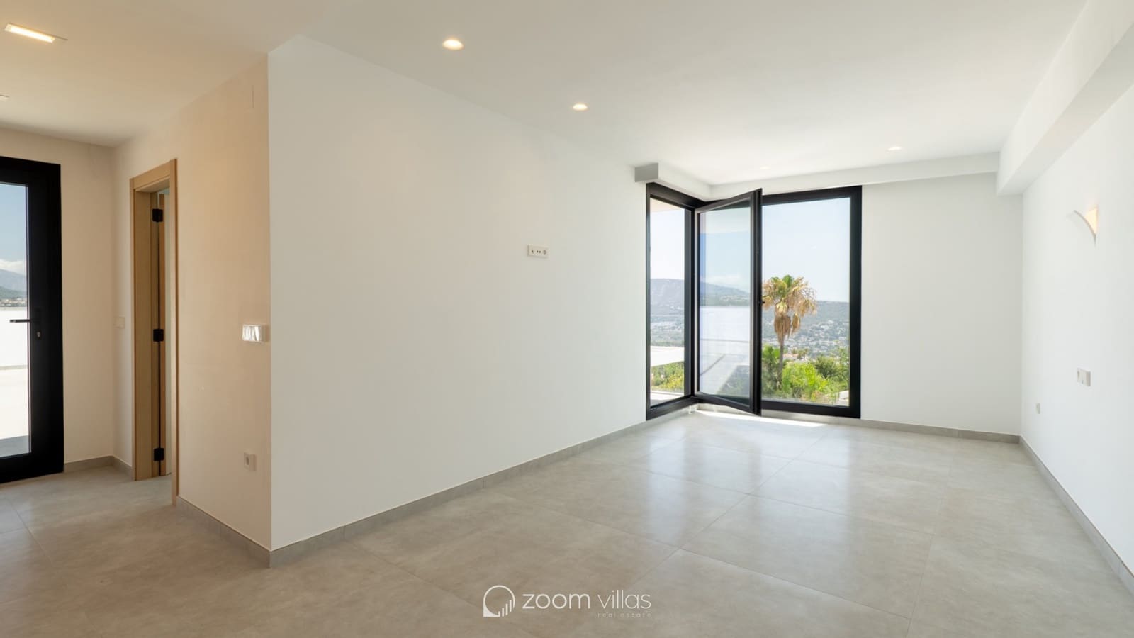 3 soveværelse Villa til salg i Moraira med swimmingpool - € 2.250.000 (Ref: 9989296)