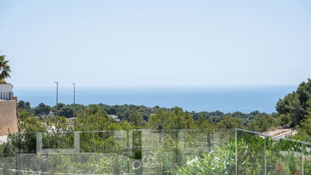 Chalet de 4 habitaciones en Benissa en venta con piscina - 2.195.000 € (Ref: 9995900)