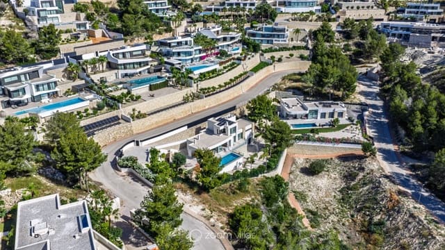 Chalet de 4 habitaciones en Benissa en venta con piscina - 2.195.000 € (Ref: 9995900)