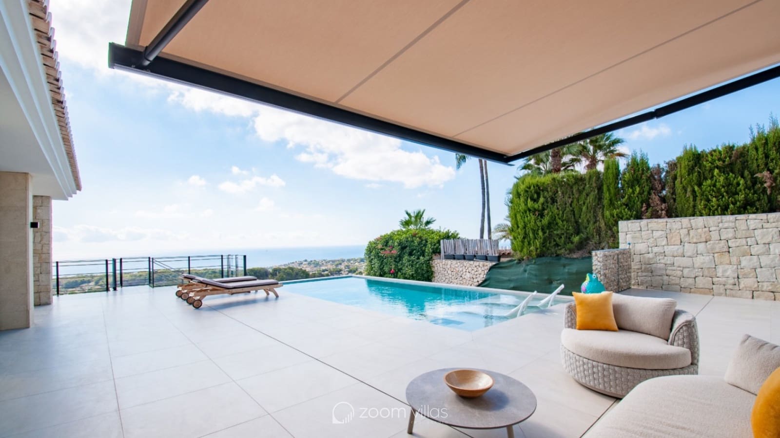 3 bedroom Villa for sale in Benissa with pool - € 2,600,000 (Ref: 9998974)