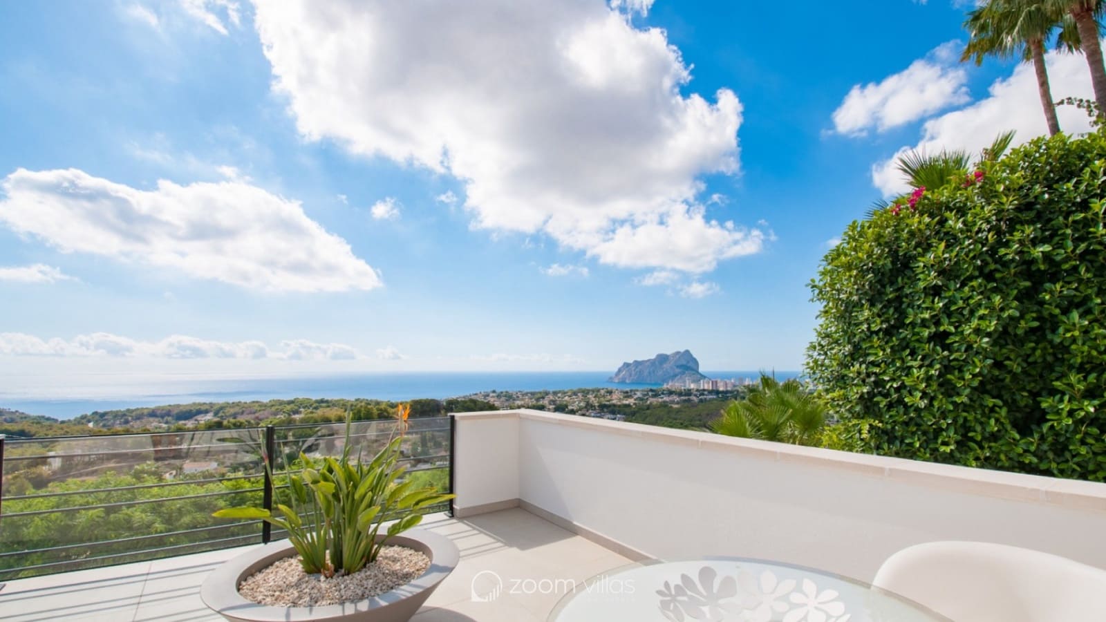 3 bedroom Villa for sale in Benissa with pool - € 2,600,000 (Ref: 9998974)