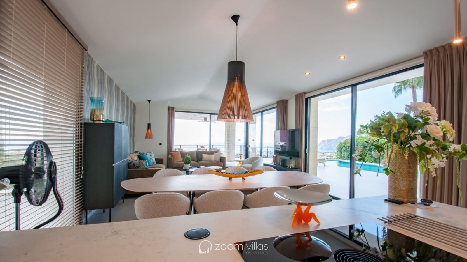 3 bedroom Villa for sale in Benissa with pool - € 2,600,000 (Ref: 9998974)