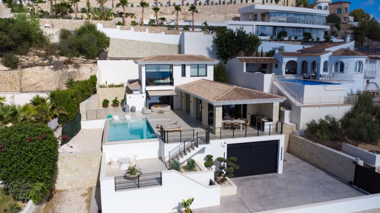 3 bedroom Villa for sale in Benissa with pool - € 2,600,000 (Ref: 9998974)