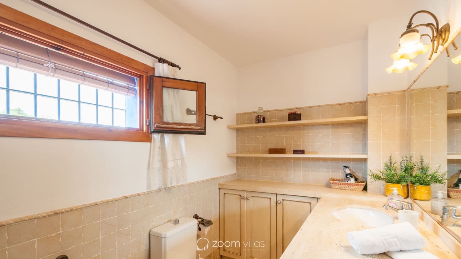 9 makuuhuone Maalaistalo myytävänä paikassa Benissa mukana uima-altaan - 2 000 000 € (Ref: 9998975)