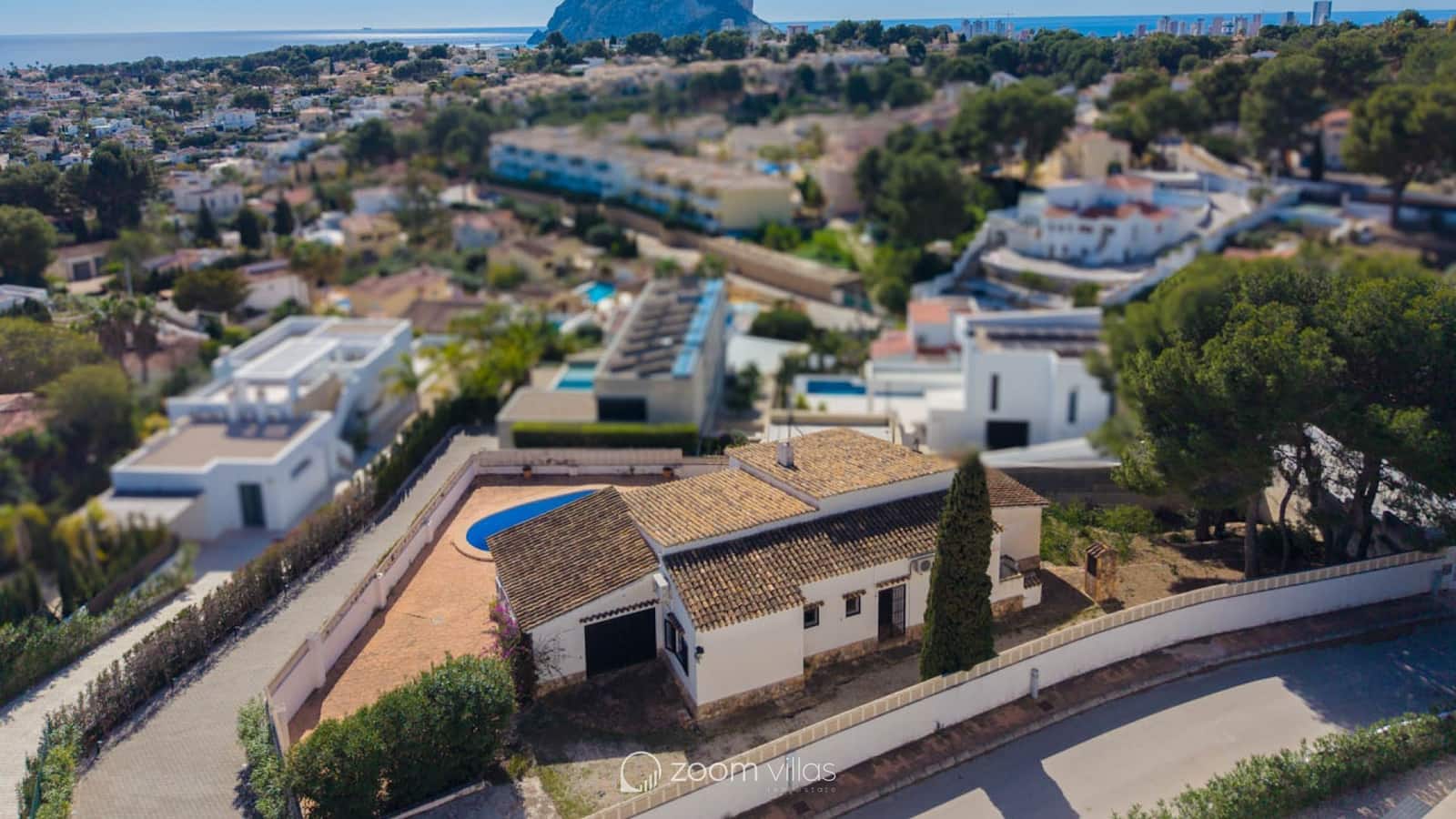 3 soveværelse Villa til salg i Benissa med swimmingpool - € 1.250.000 (Ref: 9999550)