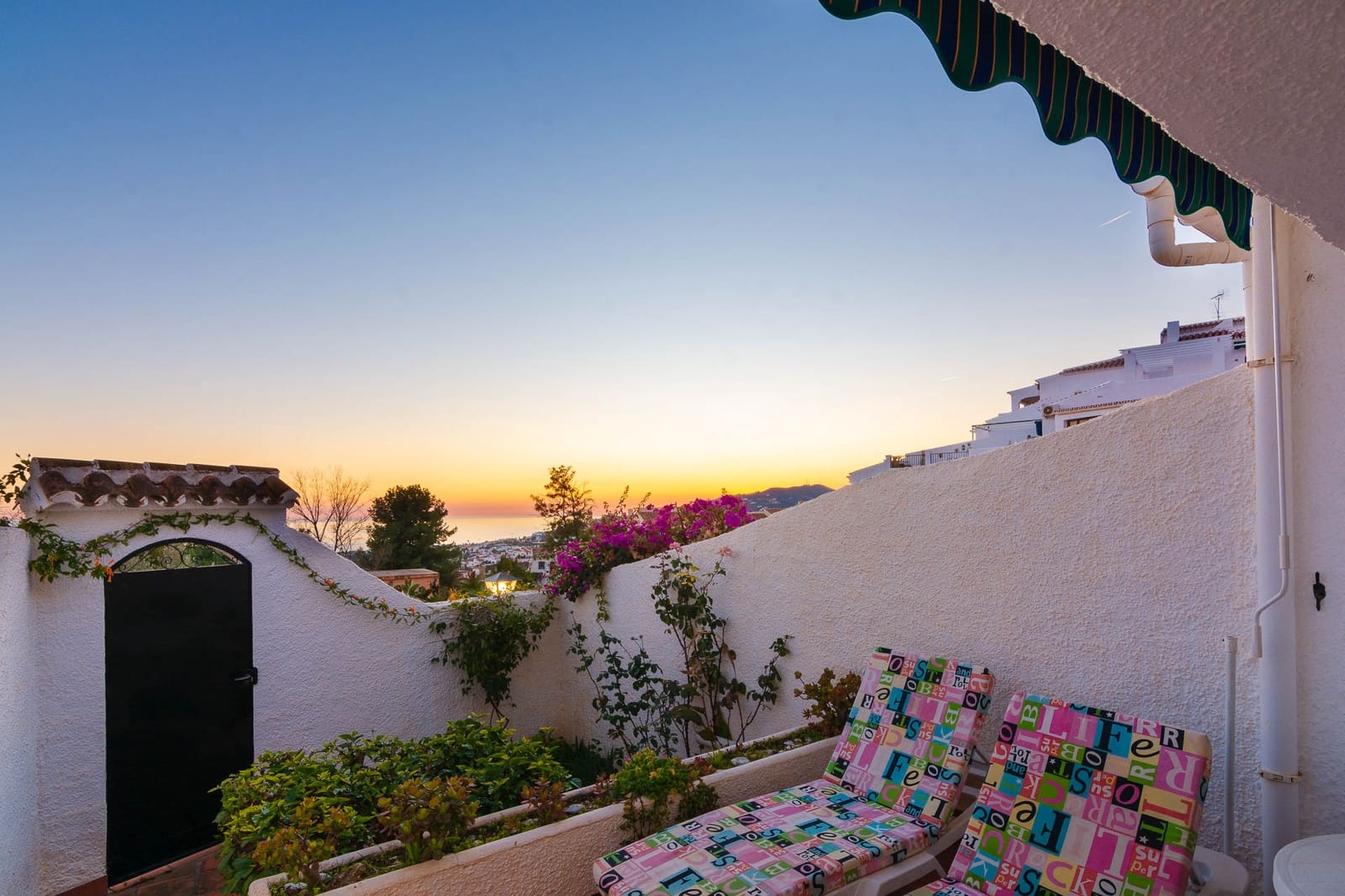 1 bedroom Apartment for sale in Nerja with pool - € 230,000 (Ref: 10024569)