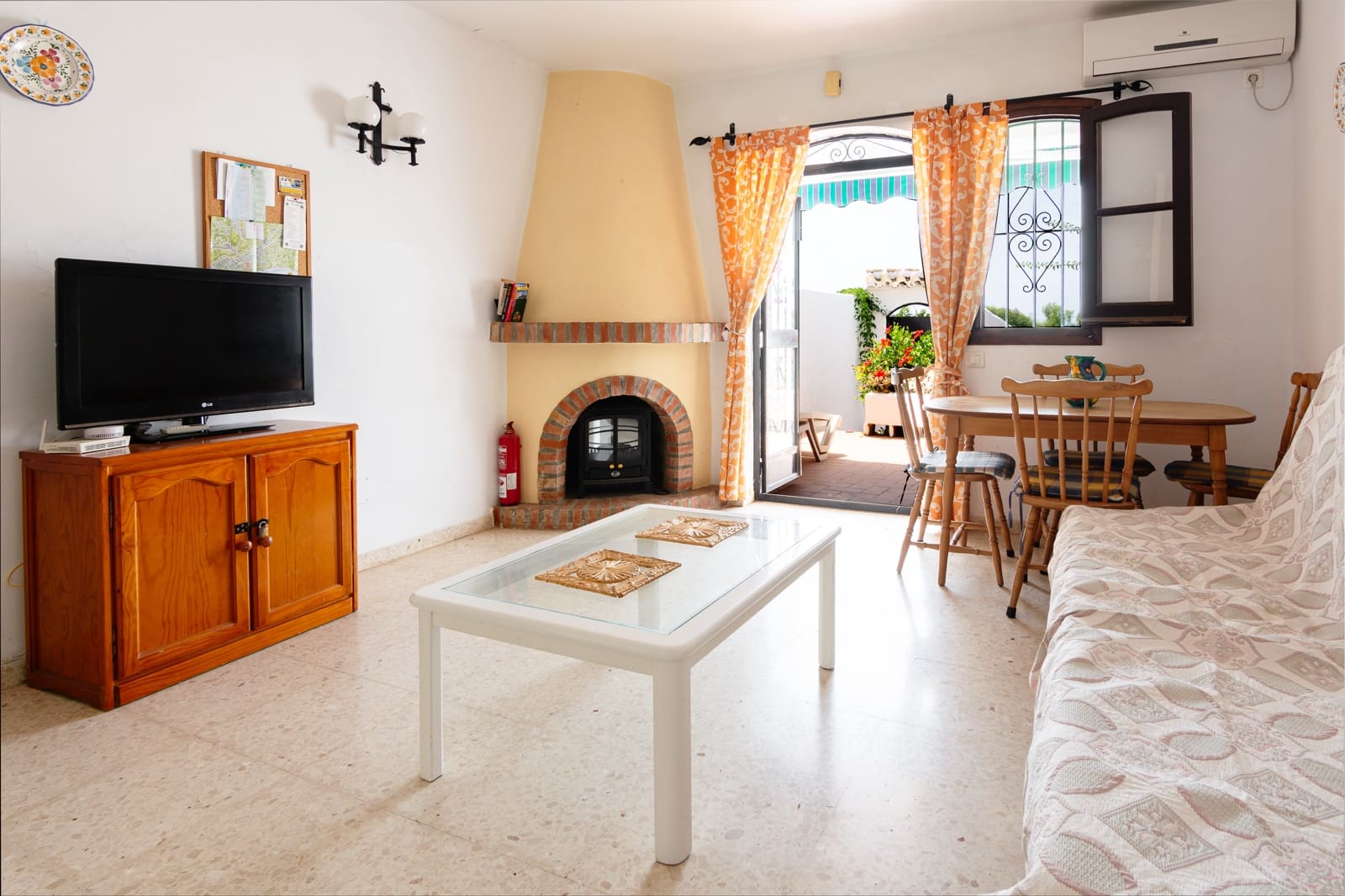 1 bedroom Apartment for sale in Nerja with pool - € 230,000 (Ref: 10024569)