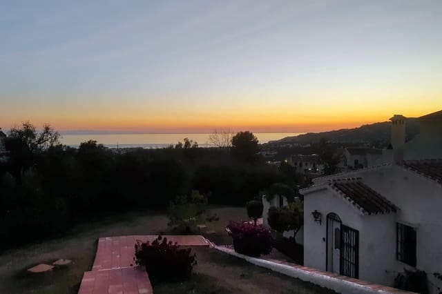 1 bedroom Apartment for sale in Capistrano, Nerja with pool - € 230,000 (Ref: 10024569)