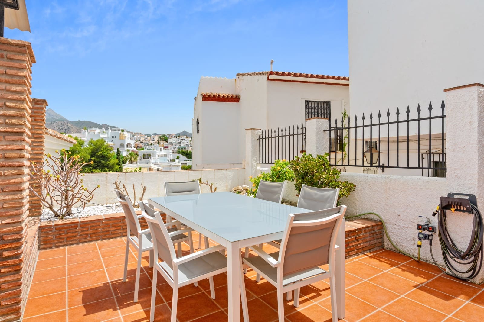 2 soverom Hus til salgs i Nerja - € 403 000 (Ref: 10038458)