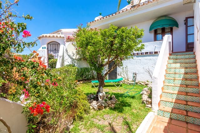2 sypialnia Apartament na sprzedaż w Capistrano, Nerja z basenem - 310 000 € (Ref: 8970994)