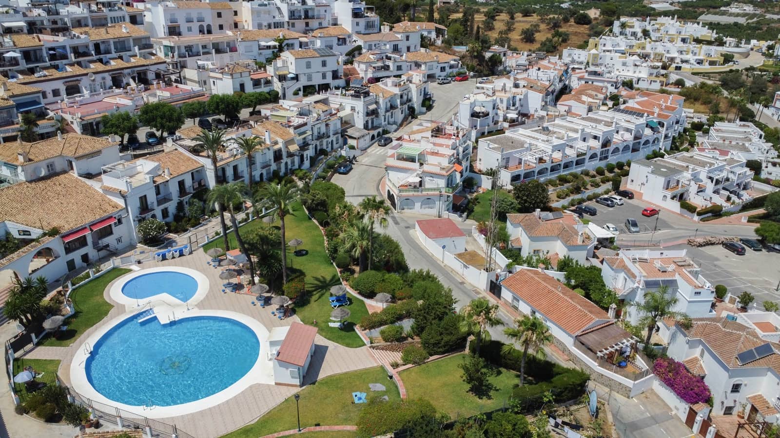 3 makuuhuone Omakotitalo myytävänä paikassa Nerja mukana uima-altaan - 340 000 € (Ref: 9130196)