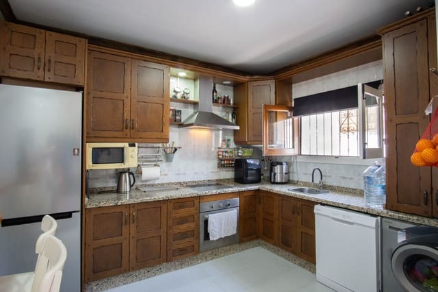 3 soveværelse Byhus til salg i Chaparil - Torrecilla - Punta Lara, Nerja med swimmingpool - € 340.000 (Ref: 9130196)