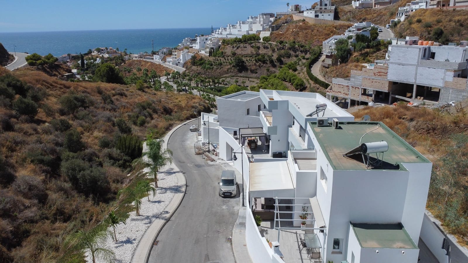 3 bedroom Villa for sale in Torrox-Costa - € 495,000 (Ref: 9293536)