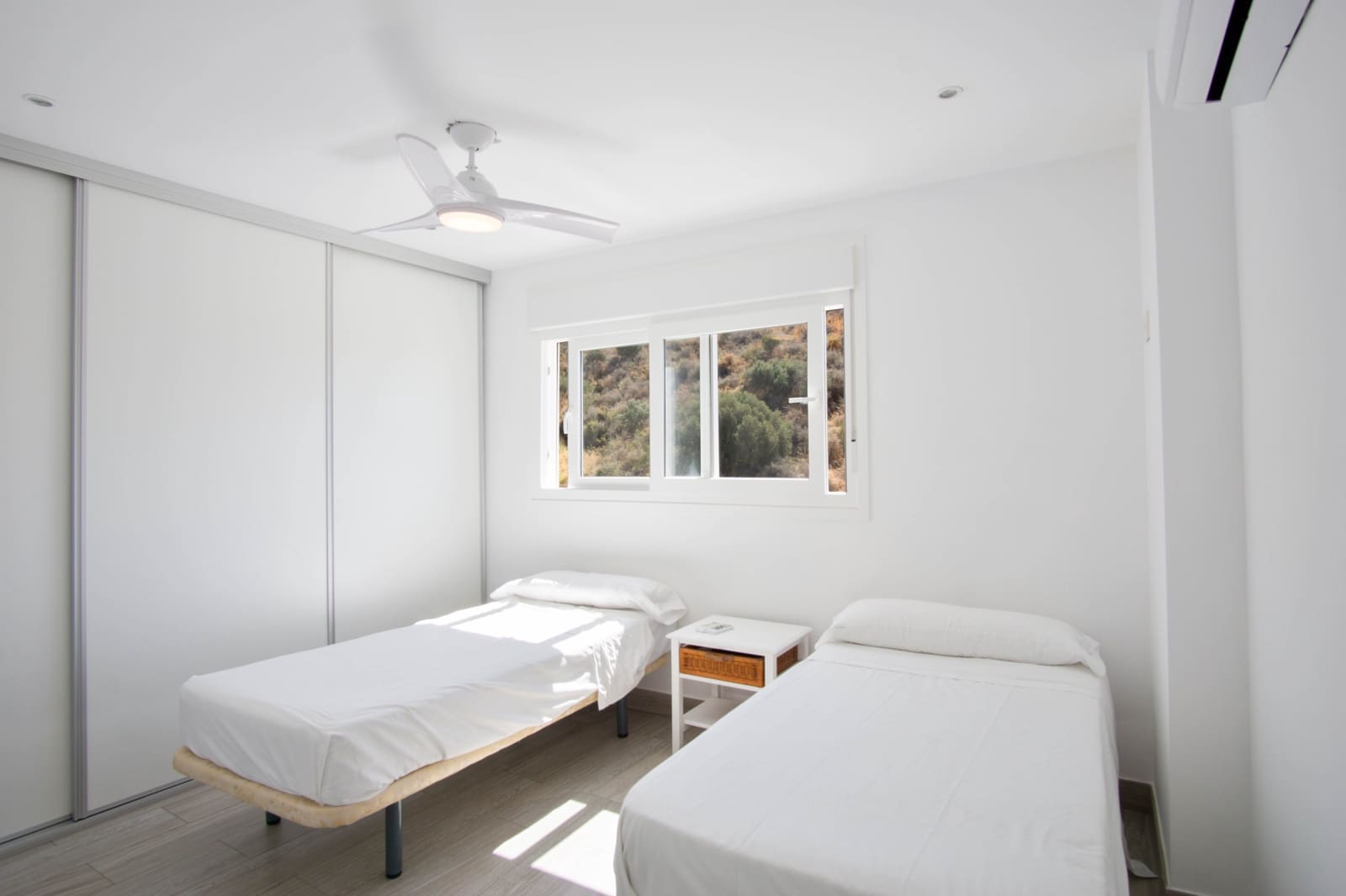 3 bedroom Villa for sale in Torrox-Costa - € 495,000 (Ref: 9293536)