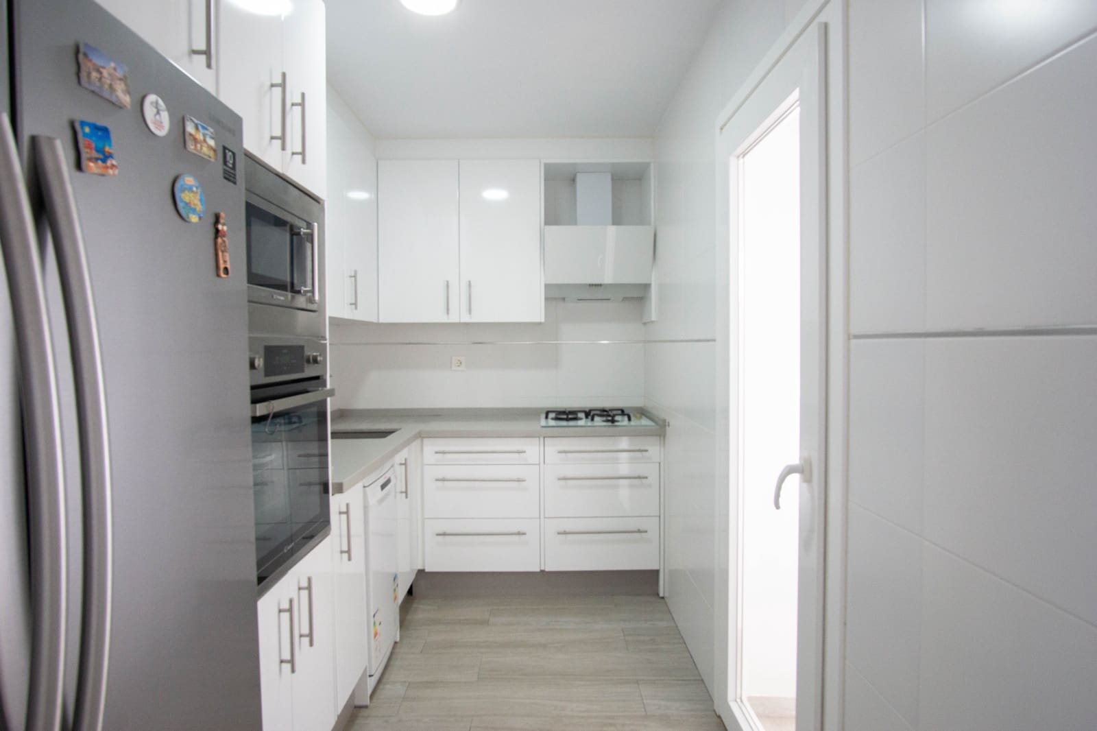 3 bedroom Villa for sale in Torrox-Costa - € 495,000 (Ref: 9293536)