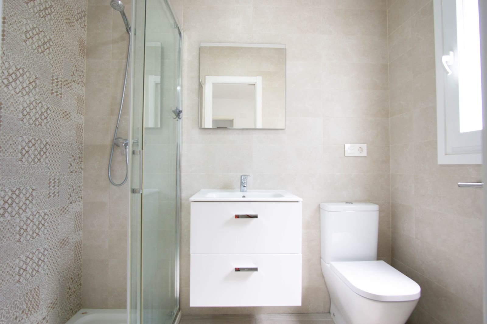 3 bedroom Villa for sale in Torrox-Costa - € 495,000 (Ref: 9293536)