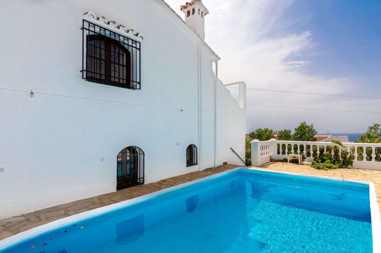3 quarto Moradia para venda em Nerja com piscina - 585 000 € (Ref: 9296197)