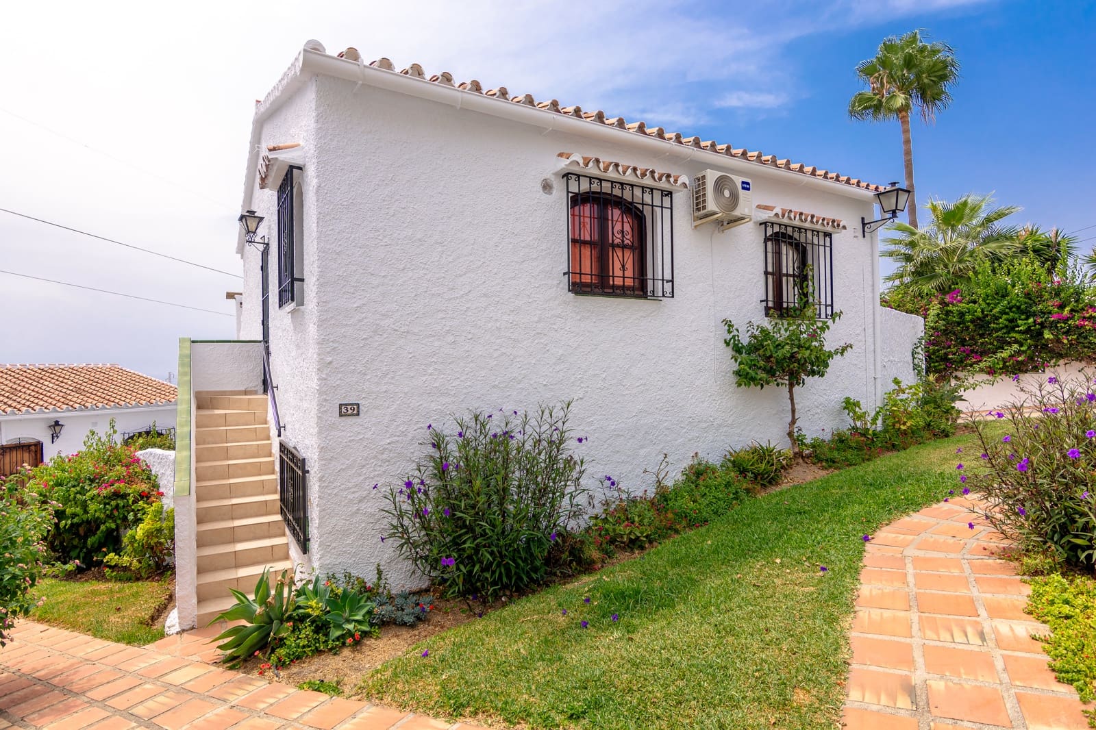 3 quarto Moradia para venda em Nerja com piscina - 585 000 € (Ref: 9296197)