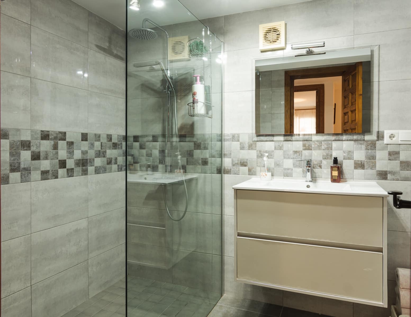 5 soveværelse Villa til salg i Nerja med swimmingpool - € 680.000 (Ref: 9296310)