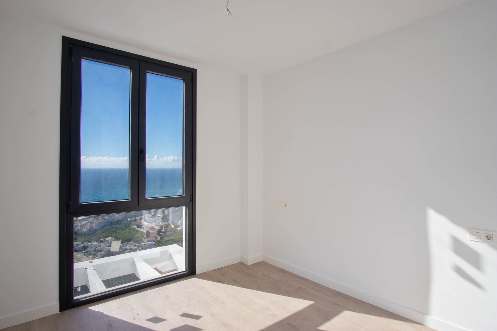 2 soveværelse Byhus til salg i Torrox-Costa med swimmingpool garage - € 318.000 (Ref: 9298828)