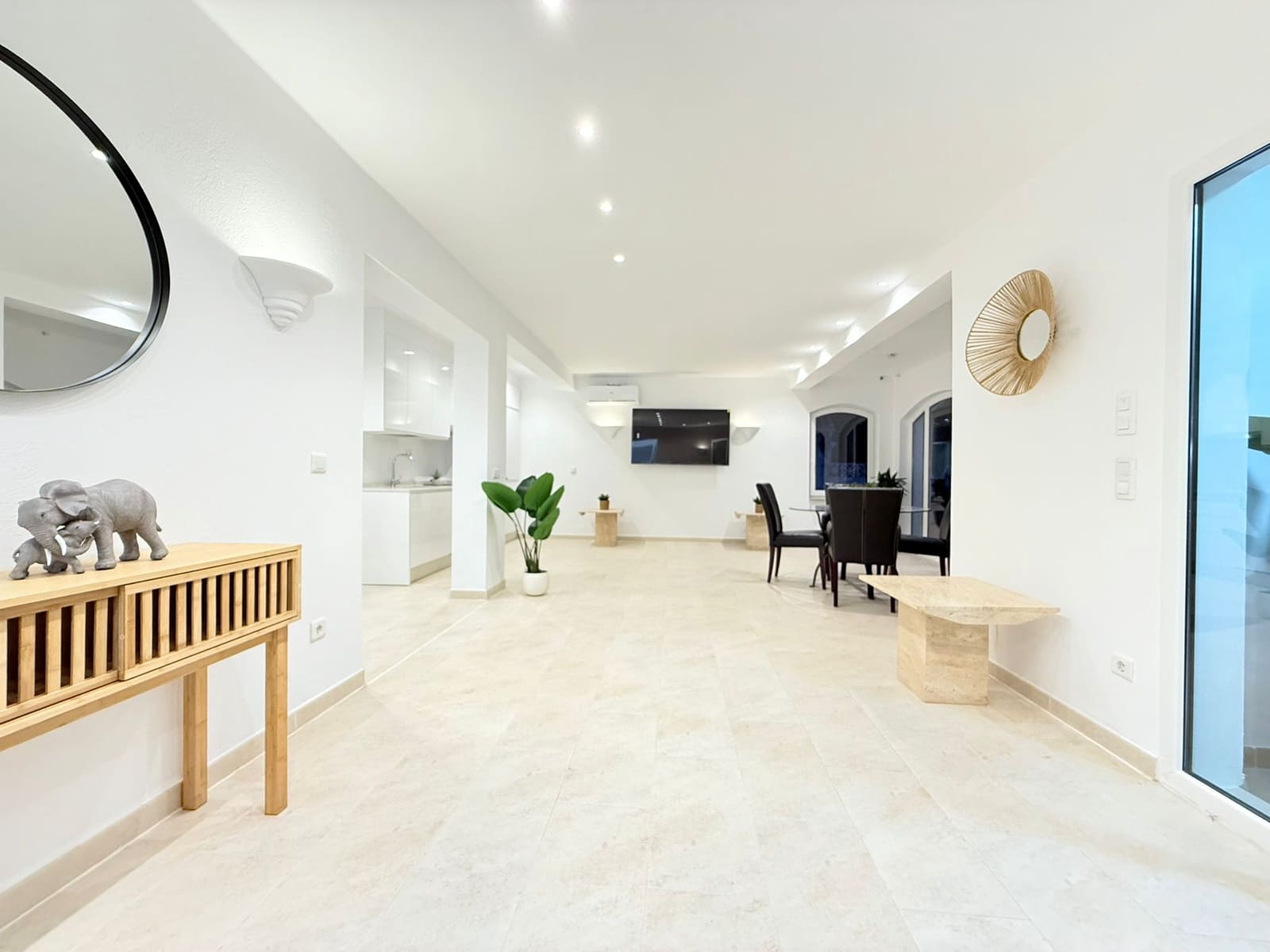 4 soveværelse Villa til salg i El Penoncillo med swimmingpool garage - € 450.000 (Ref: 9447238)