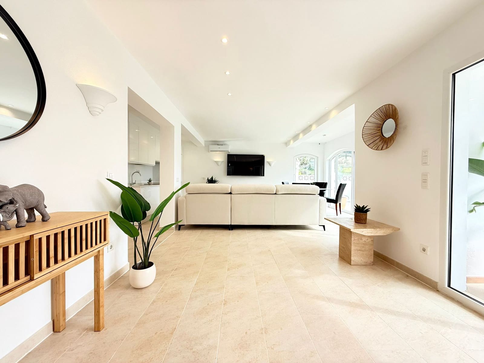 4 soveværelse Villa til salg i El Penoncillo med swimmingpool garage - € 450.000 (Ref: 9447238)