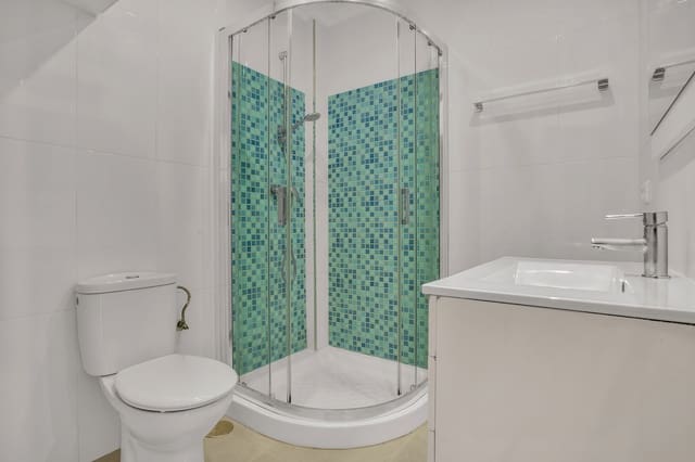 1 quarto Apartamento para venda em Capistrano, Nerja com piscina - 239 000 € (Ref: 9449681)