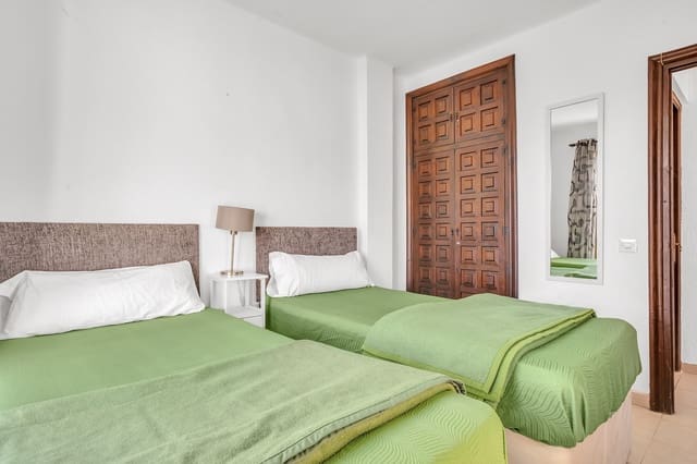 1 quarto Apartamento para venda em Capistrano, Nerja com piscina - 239 000 € (Ref: 9449681)