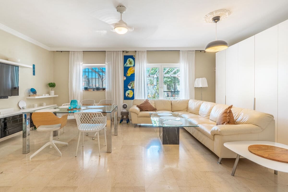 3 slaapkamer Villa te koop in Nerja met zwembad garage - € 695.000 (Ref: 9570034)