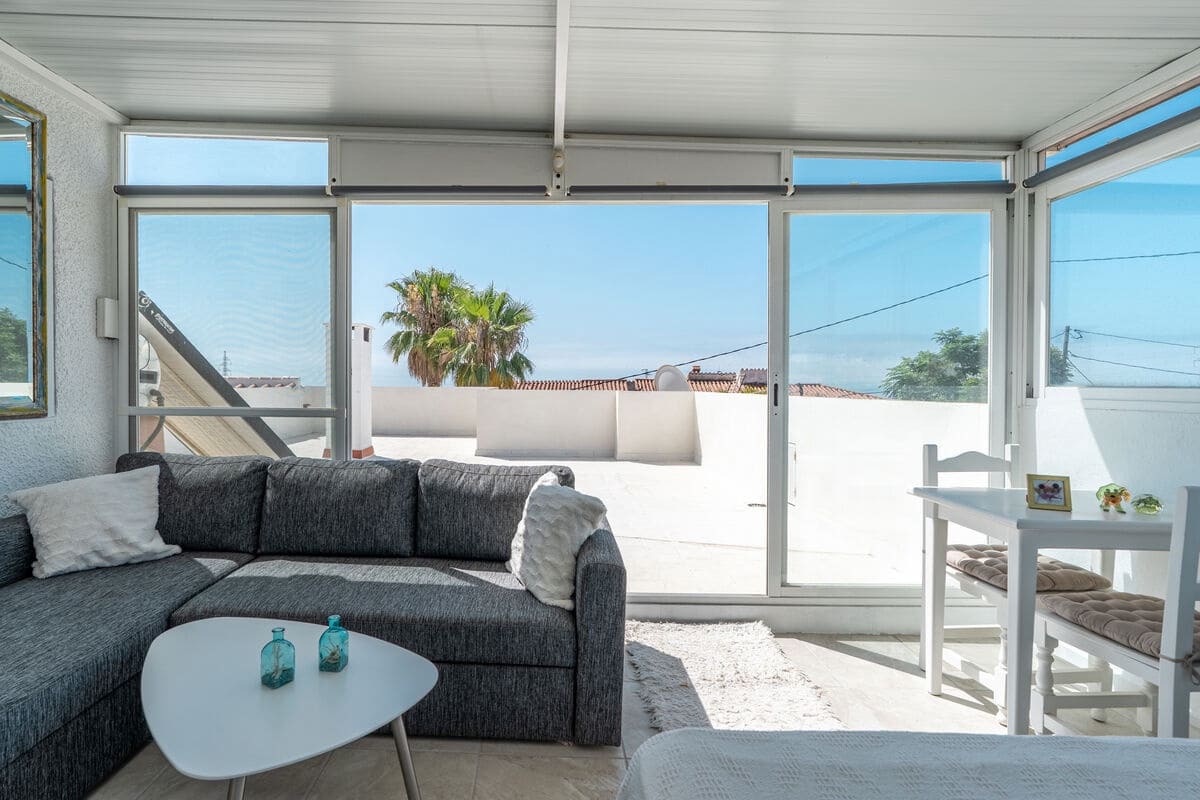 3 slaapkamer Villa te koop in Nerja met zwembad garage - € 695.000 (Ref: 9570034)