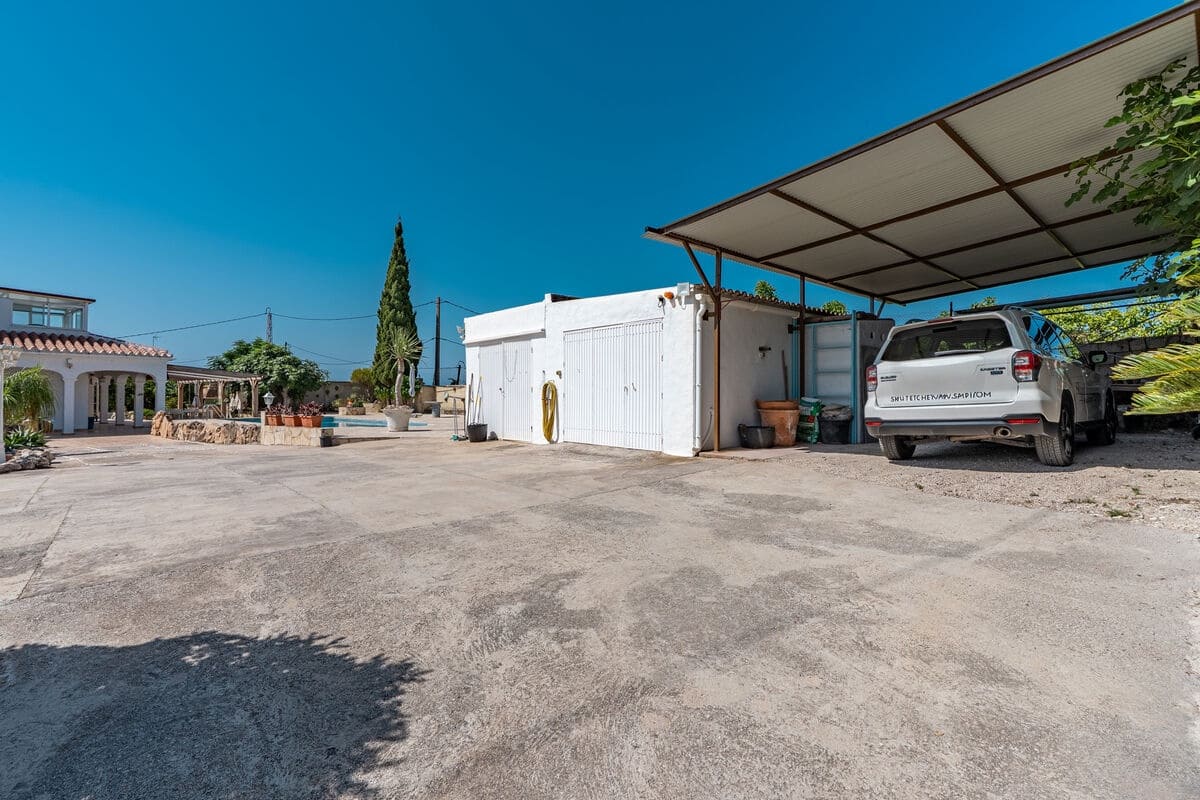 3 slaapkamer Villa te koop in Nerja met zwembad garage - € 695.000 (Ref: 9570034)