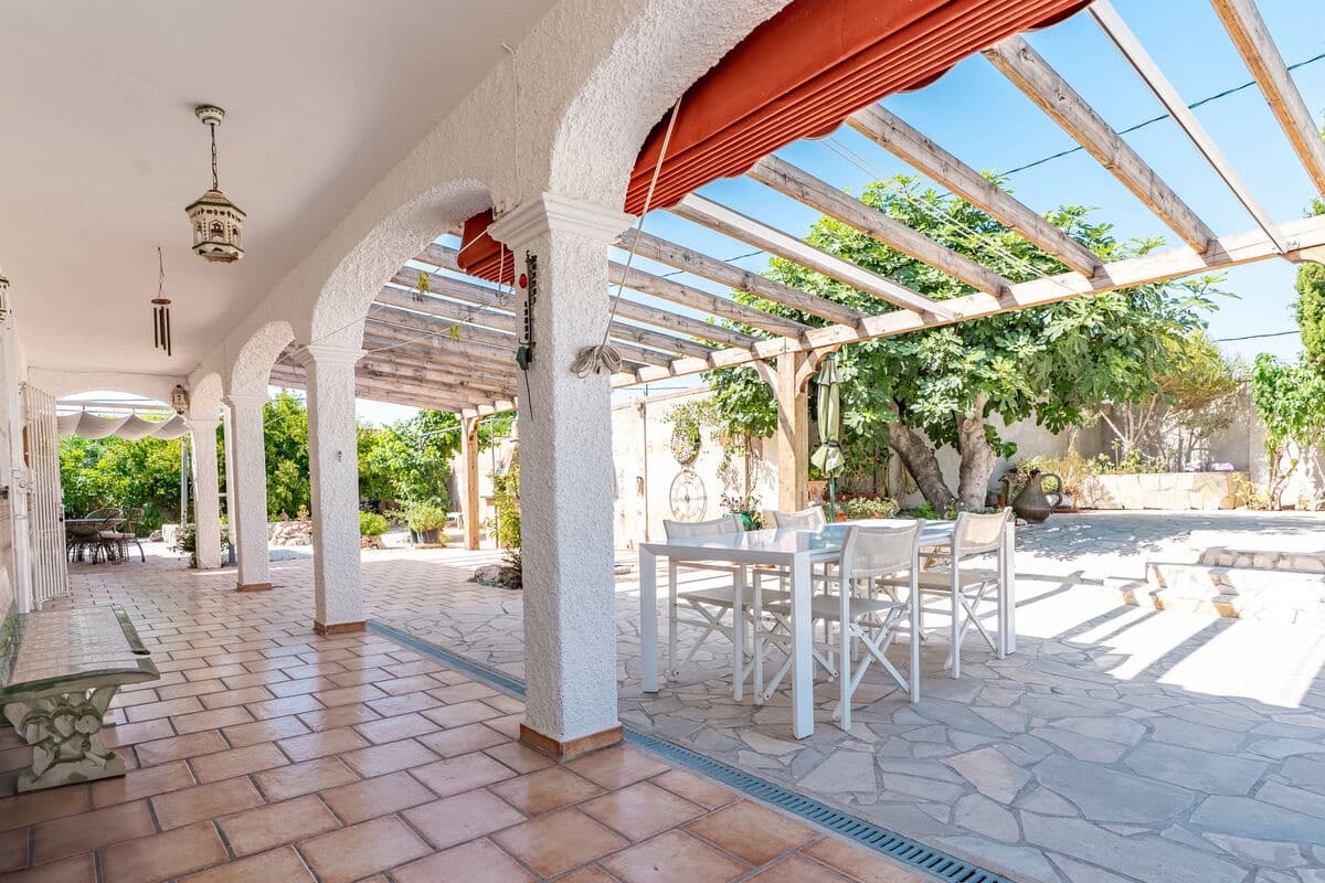 3 slaapkamer Villa te koop in Nerja met zwembad garage - € 695.000 (Ref: 9570034)