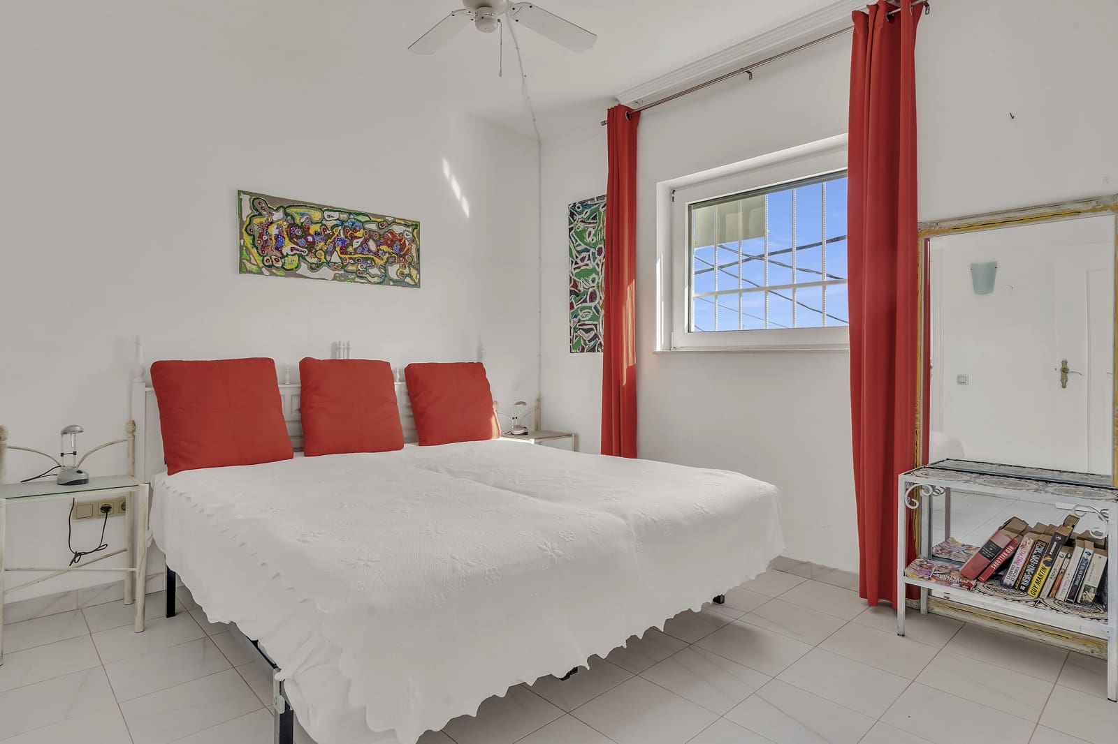 3 bedroom Villa for sale in Nerja with pool garage - € 695,000 (Ref: 9570034)