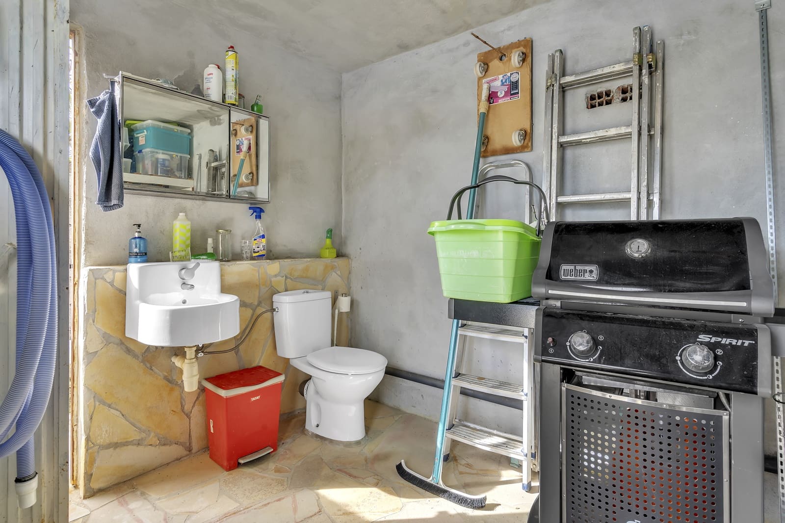 3 bedroom Villa for sale in Nerja with pool garage - € 695,000 (Ref: 9570034)