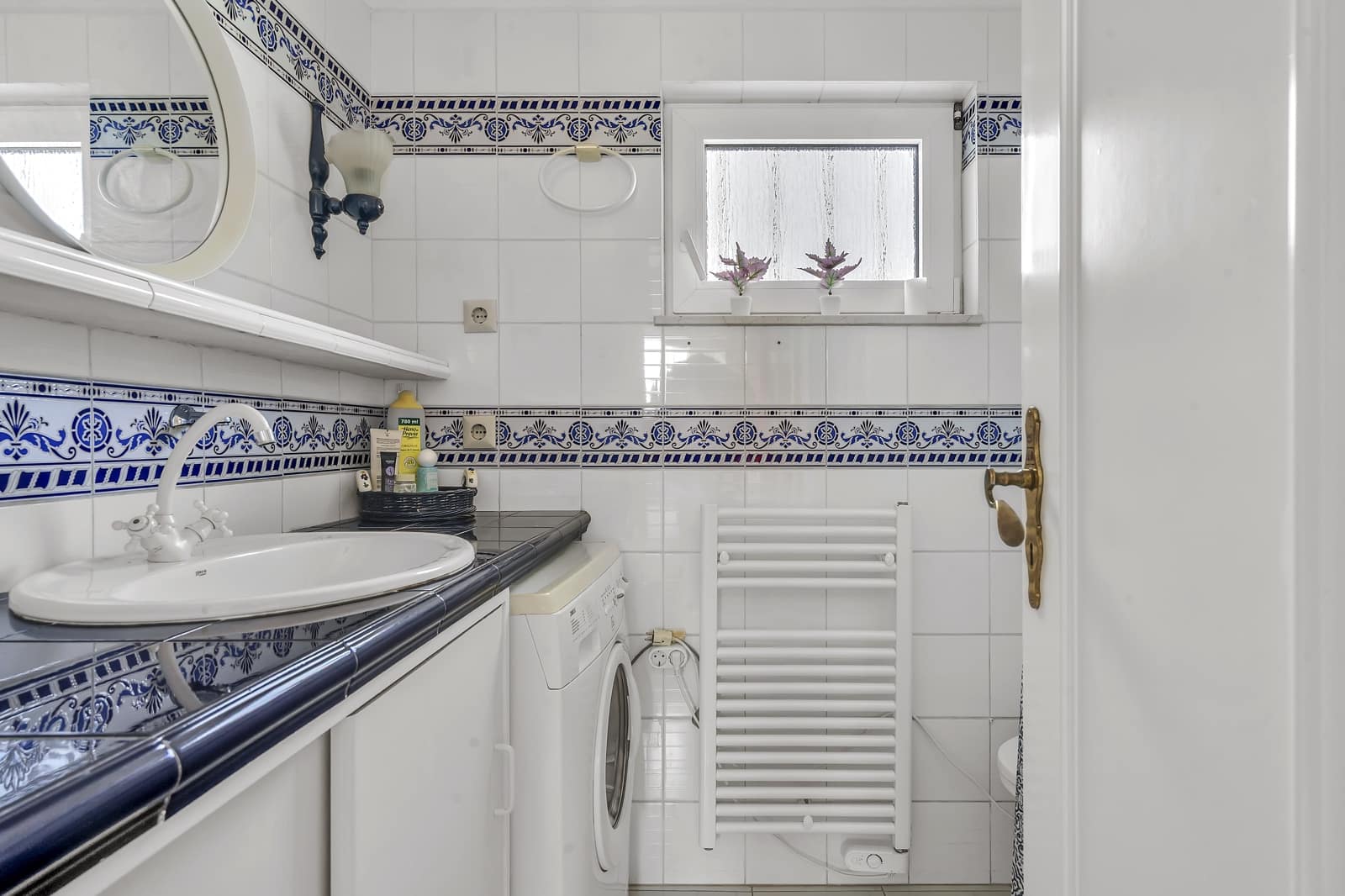 3 bedroom Villa for sale in Nerja with pool garage - € 695,000 (Ref: 9570034)