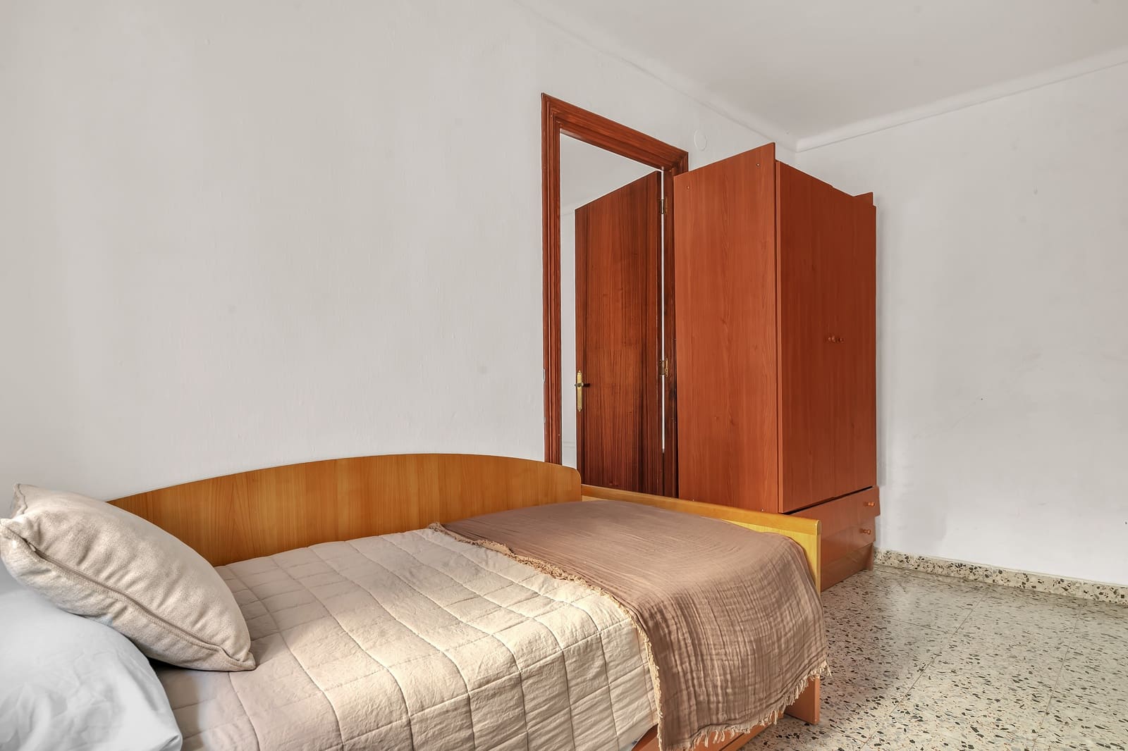 2 makuuhuone Omakotitalo myytävänä paikassa Torrox - 115 000 € (Ref: 9580165)