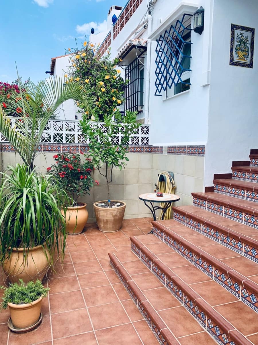 2 sypialnia Dom na sprzedaż w Nerja z basenem garażem - 359 000 € (Ref: 9622783)