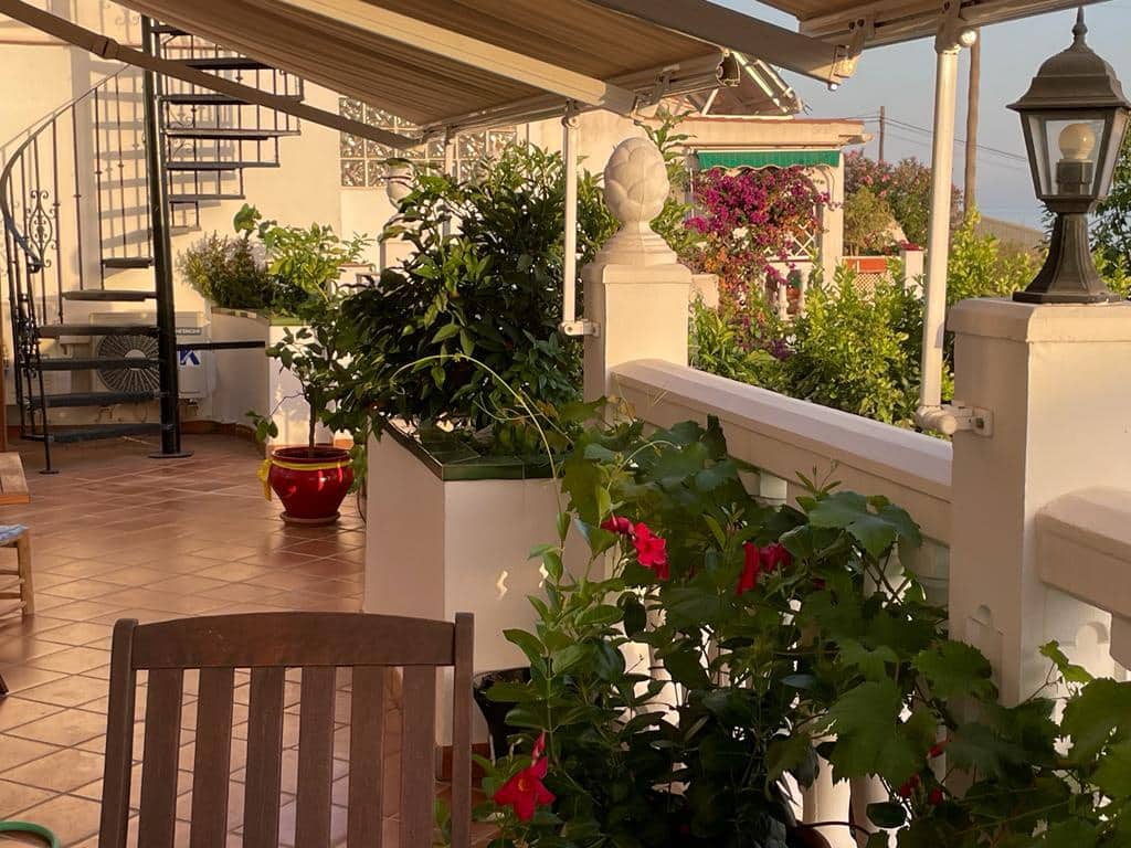 7 bedroom Villa for sale in Nerja with pool garage - € 645,000 (Ref: 9739111)