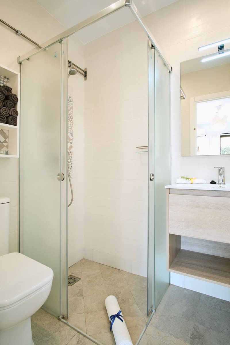 7 bedroom Villa for sale in Nerja with pool garage - € 645,000 (Ref: 9739111)