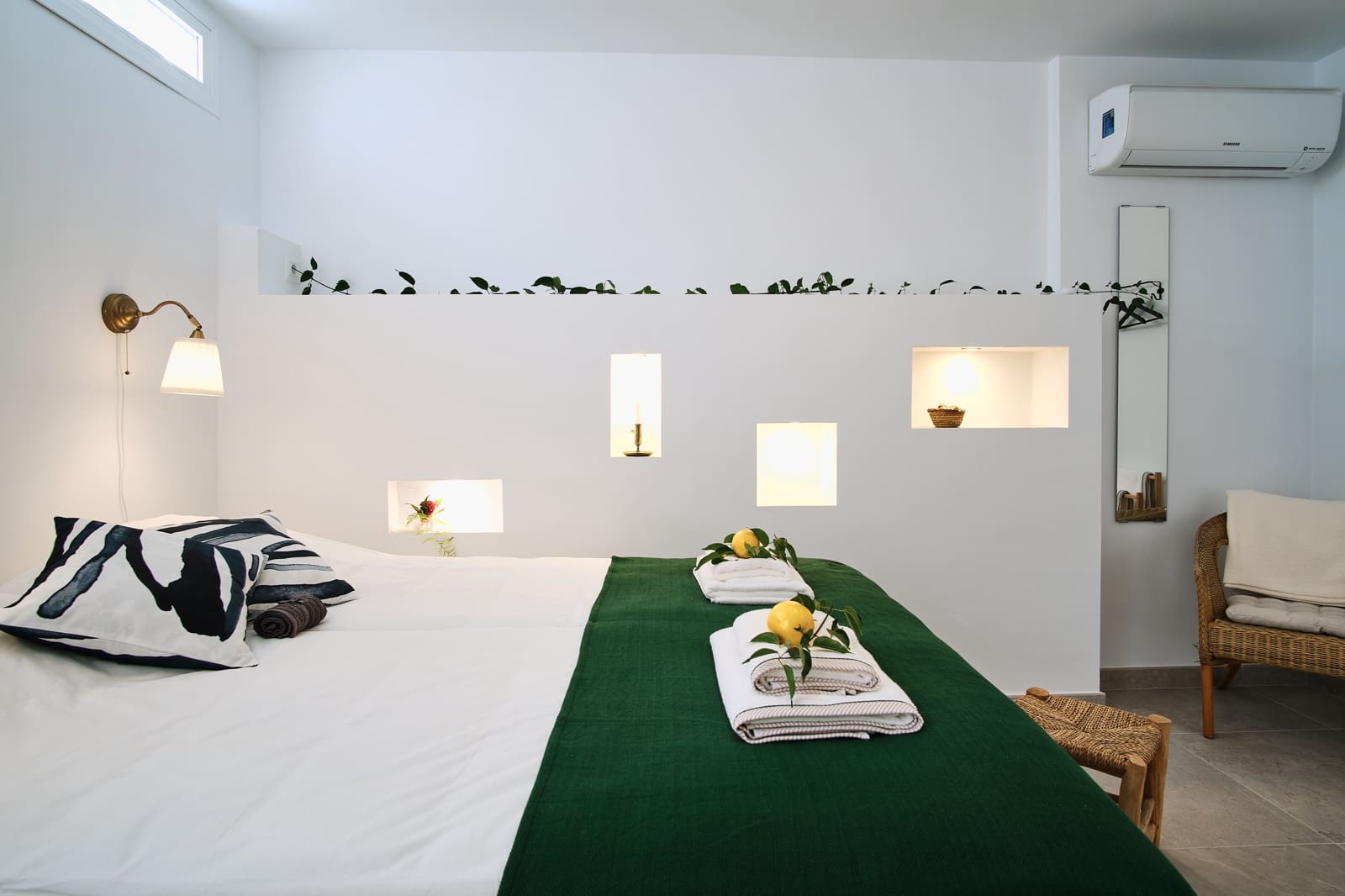 7 bedroom Villa for sale in Nerja with pool garage - € 645,000 (Ref: 9739111)