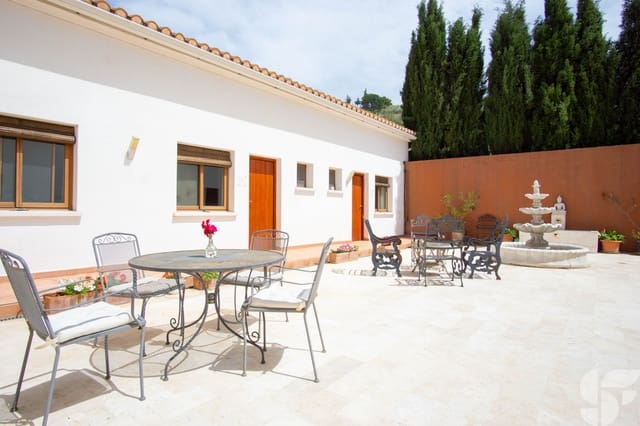 Pensión/Hostal de 12 habitaciones en Lecrín en venta con piscina garaje - 820.000 € (Ref: 9771787)