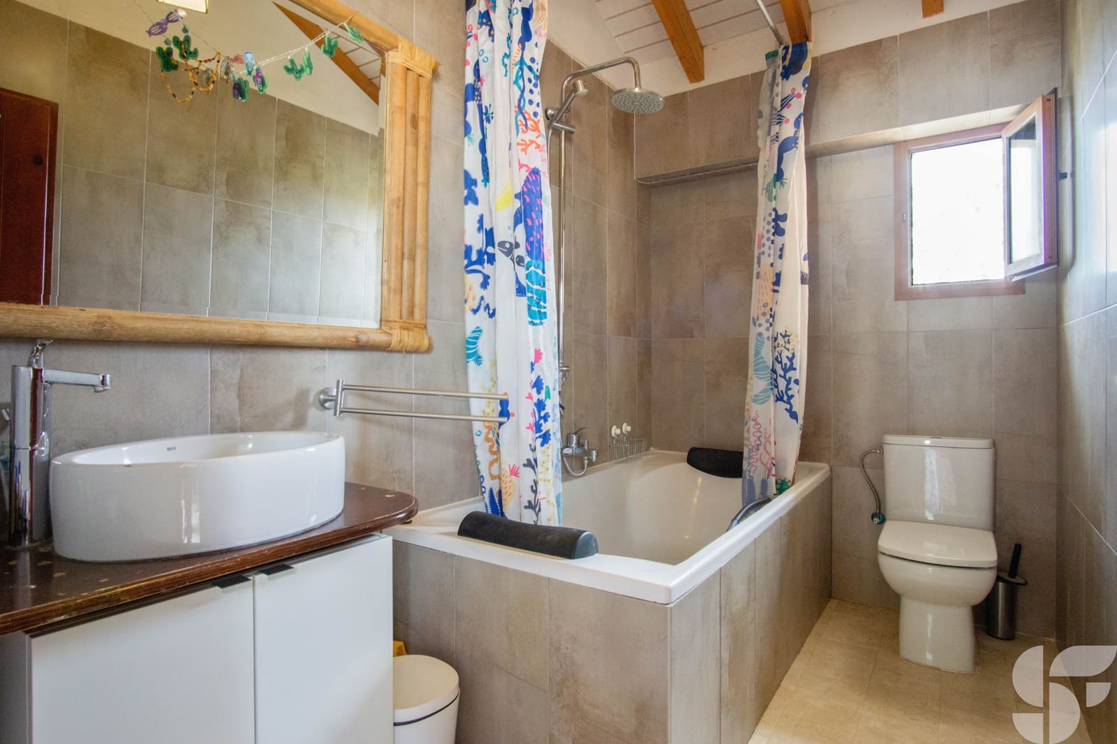 Pensión/Hostal de 12 habitaciones en Lecrín en venta con piscina garaje - 820.000 € (Ref: 9771787)