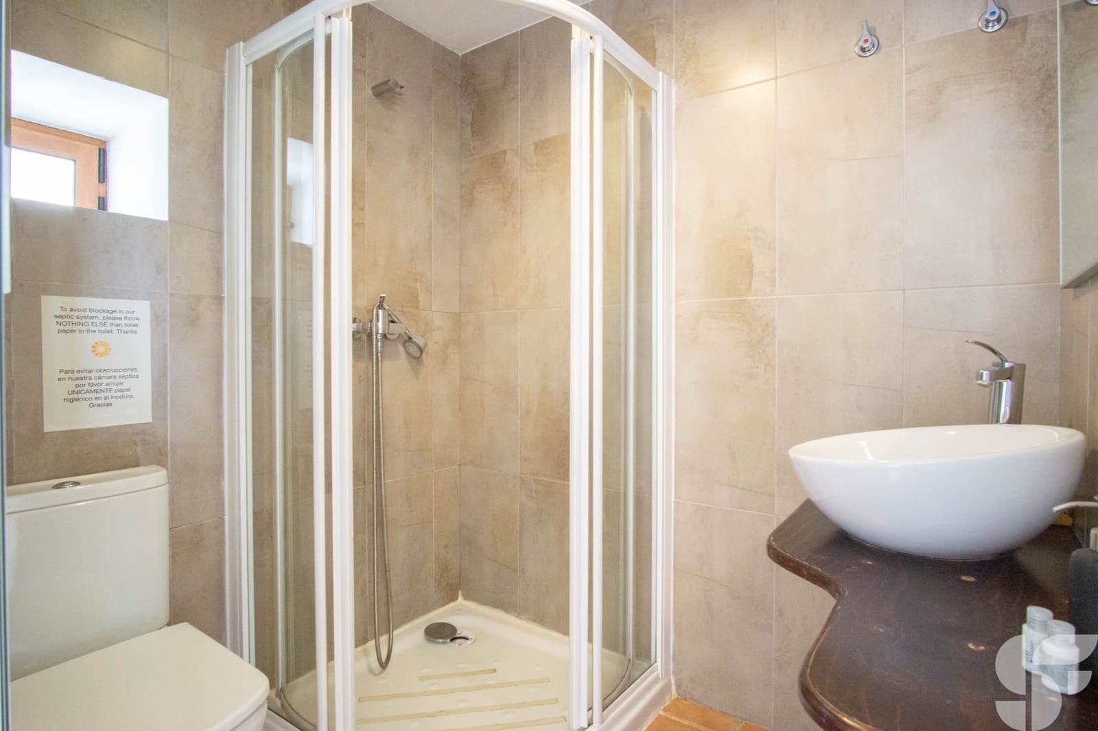 Pensión/Hostal de 12 habitaciones en Lecrín en venta con piscina garaje - 820.000 € (Ref: 9771787)