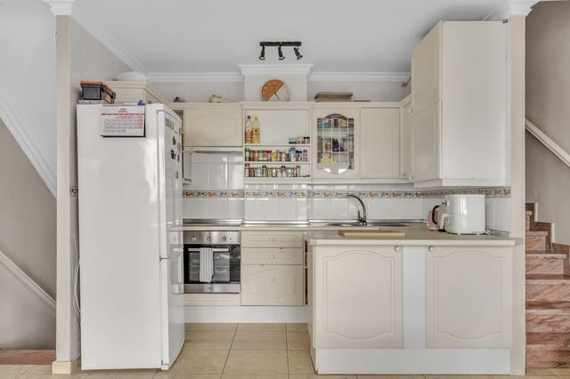 2 quarto Apartamento para venda em Torrox Park, Torrox com piscina - 249 500 € (Ref: 9783728)