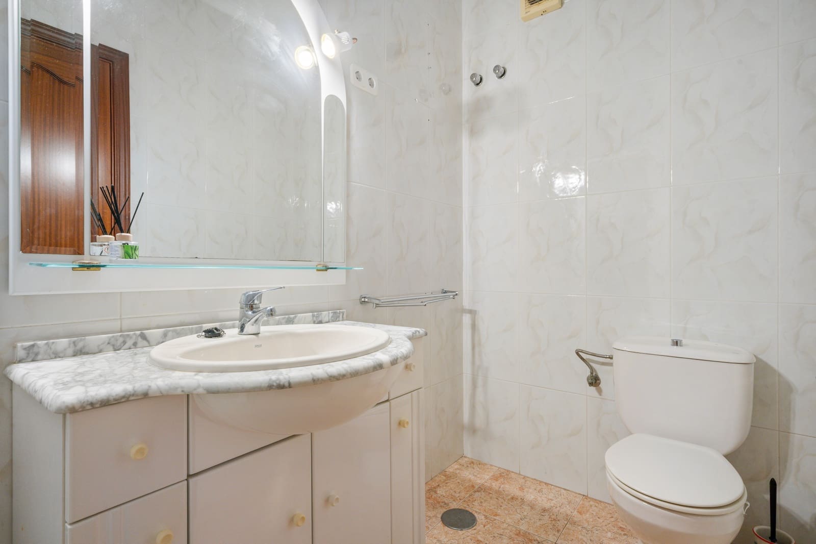3 sypialnia Apartament na sprzedaż w Torrox-Costa z basenem - 695 000 € (Ref: 9872567)