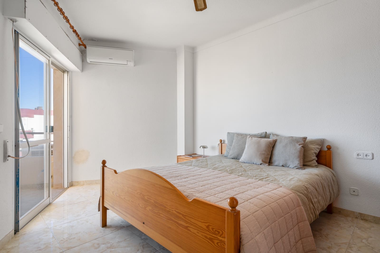 3 sypialnia Apartament na sprzedaż w Torrox-Costa z basenem - 695 000 € (Ref: 9872567)