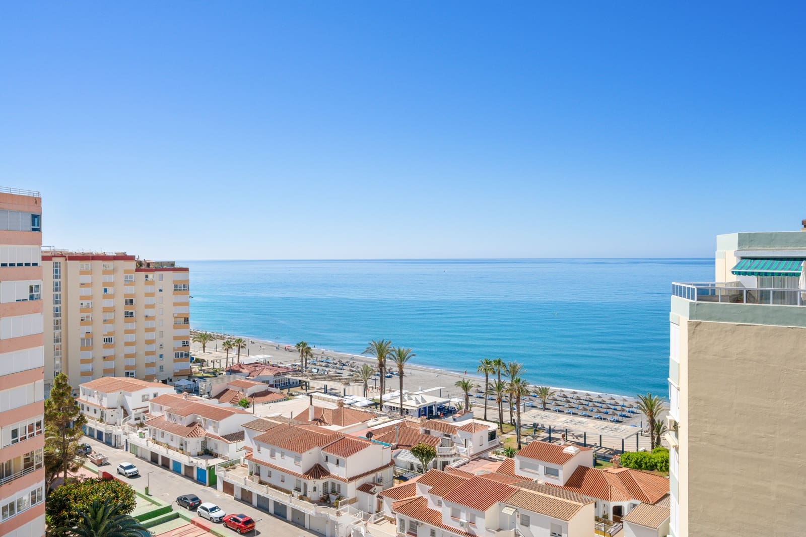 3 sypialnia Apartament na sprzedaż w Torrox-Costa z basenem - 695 000 € (Ref: 9872567)