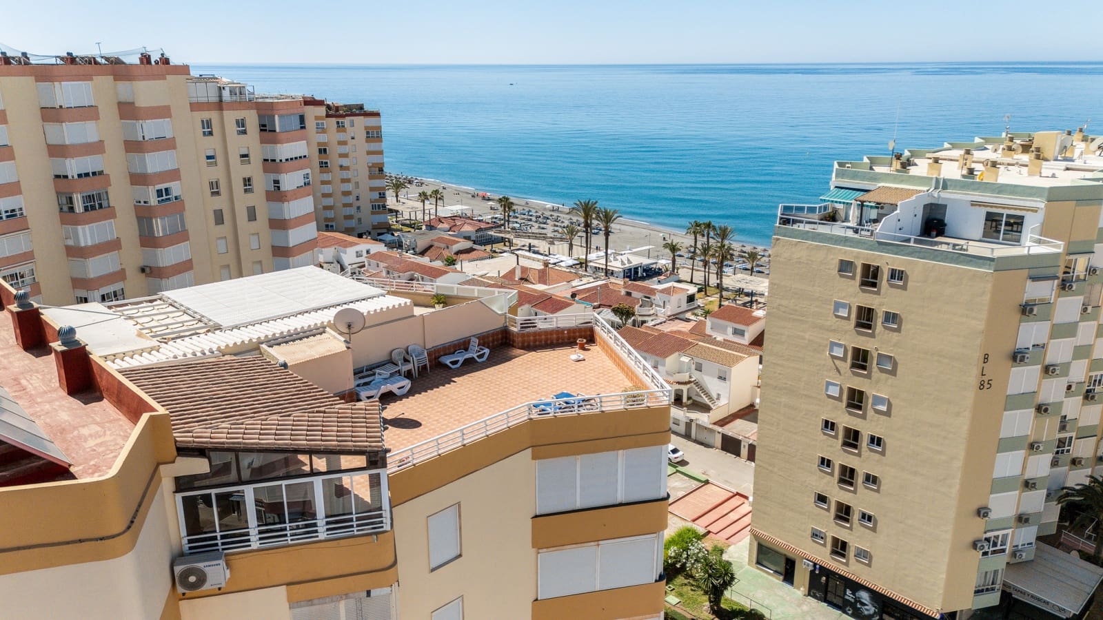 3 sypialnia Apartament na sprzedaż w Torrox-Costa z basenem - 695 000 € (Ref: 9872567)